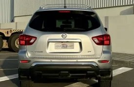 Nissan, Pathfinder, 2018