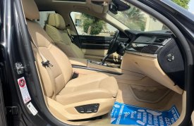 بي ام دبليو, 7 seria, 750, 2010