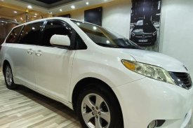 Toyota, Sienna, 2016