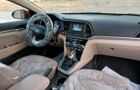 Hyundai, Elantra, 2020