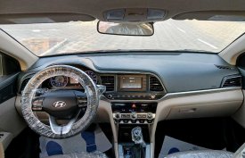 Hyundai, Elantra, 2020