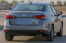 Nissan, Versa, 2021