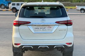 Toyota, Fortuner, 2022