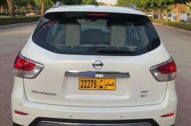 Nissan, Pathfinder, 2016