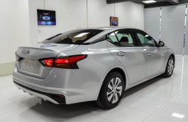 Nissan, Altima, 2019