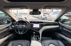 Toyota, Camry, 2020