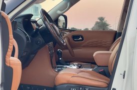 Infiniti, QX80, 2015