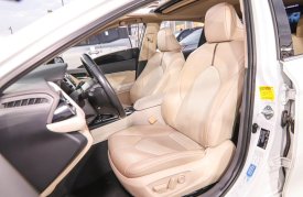 Toyota, Camry, 2020