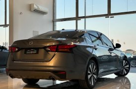 Nissan, Altima, 2021